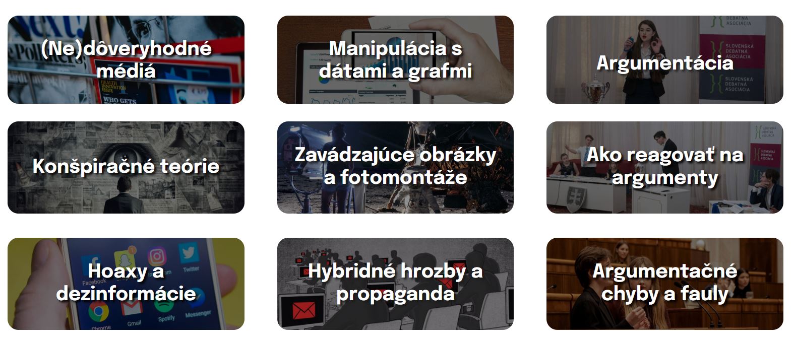 Ilustračný obrázok: náhľad stránky e-learningových kurzov mediálnej gramotnosti: zoznam kurzov s ich názvami