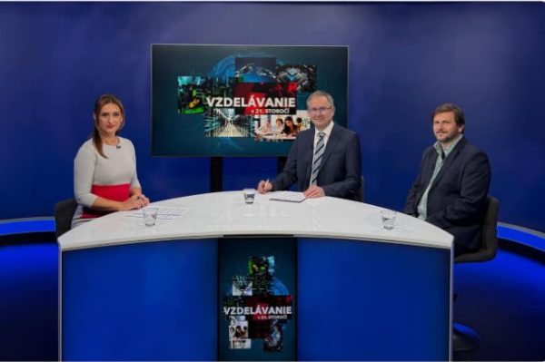 Titulný obrázok k diskusnej relácii Vzdelávanie v 21. storočí