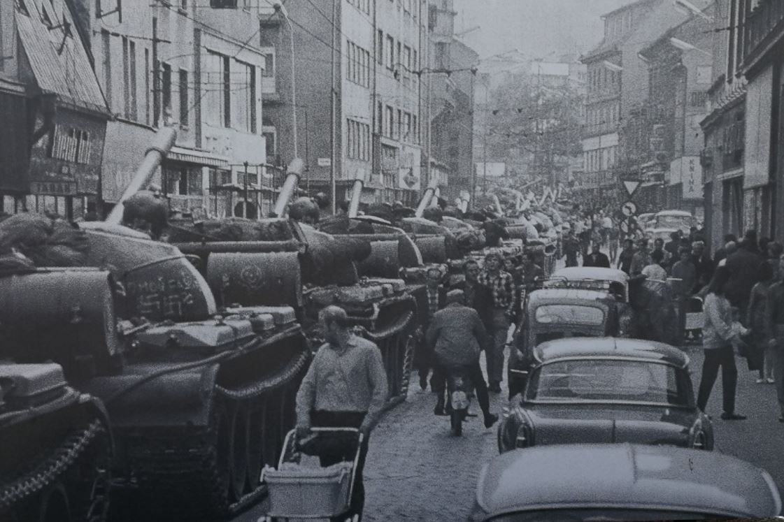 Ilustračný obrázok invázie vojsk Varšavskej zmluvy do ČSSR